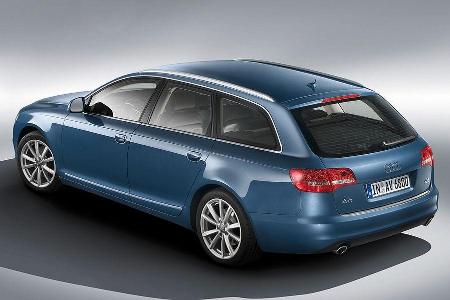 Leichte Retuschen finden sich aber auch am Heck.