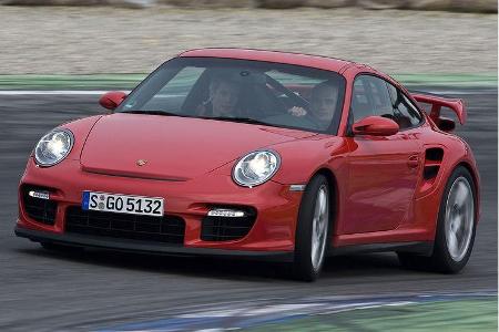 Mit seinen straff abgestimmten adaptiven Dämpfern liefert der GT2 eine klare Rückmeldung.