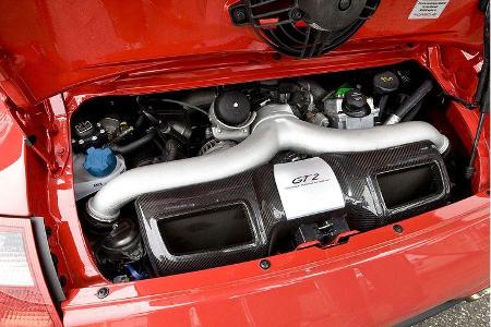 Der Biturbo-Boxer erreicht schon zwischen 2.200 und 4.500/min sein 680-Newtonmeter-Hochplateau.