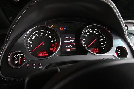 Die Grafik der Instrumente ist neu, die Geschwindigkeit aber schwer ablesbar.