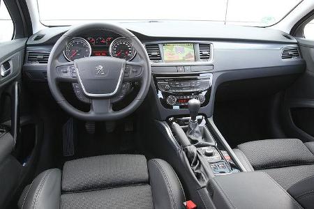 03/11 aumospo06/2011 Peugeot 508 140 Hdi, Innenraum