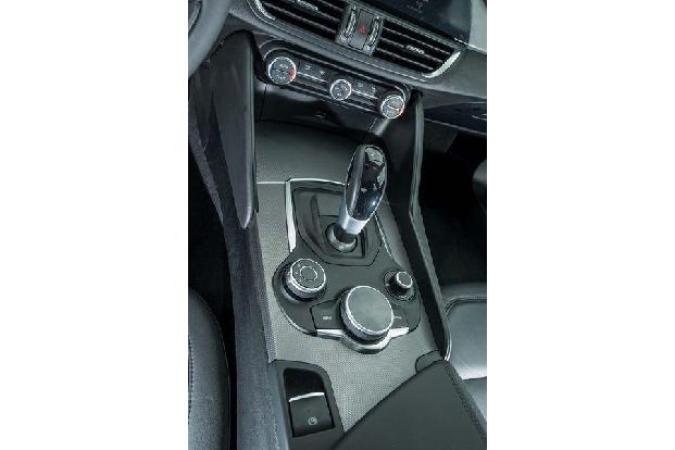 Alfa Romeo Giulia 2.2 JTDm 16V, Diesel, Fahrbericht, 05/2016