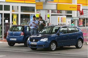 VW Polo 1.4 mit Dreizylinder-Diesel gegen den Vierzylinder-Benziner.