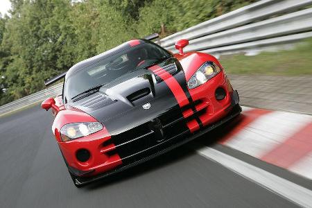 Mit einer Zeit von 7.22,1 Minuten konnte sie damit den Rekord der Corvette ZR1 um 4,3 Sekunden unterbieten