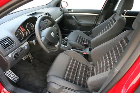 Audi A3 2.0 TFSI - Seat Leon 2.0 - Skoda Octavia RS - VW Golf GTI 08