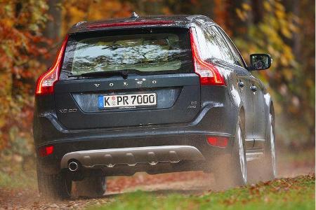 In der Version Summum ist er bis ans Dachblech mit Extras ausgerüstet.