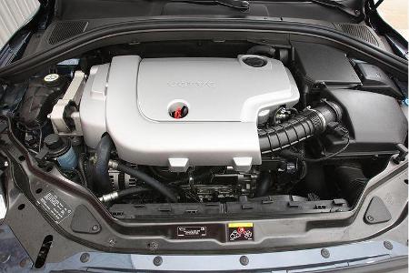 Der Fünfzylinder ist quer eingebaut.