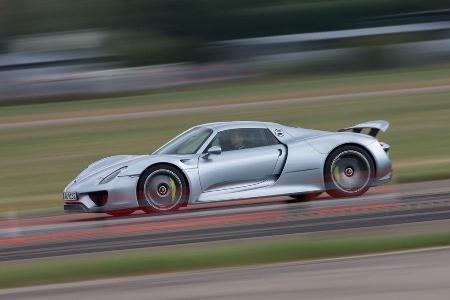 Formel Student, Porsche 918 Spyder, Impression, Beschleunigungsduell