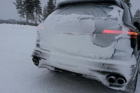 Porsche Cayenne Turbo S 2015