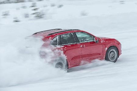 Porsche Cayenne GTS 2015