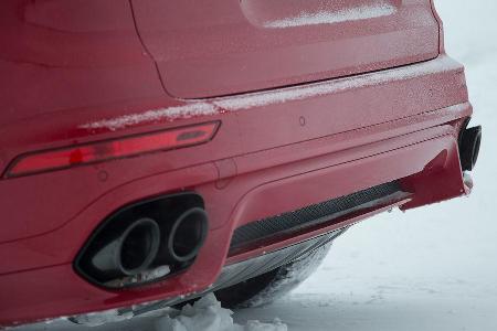 Porsche Cayenne GTS 2015, Auspuff