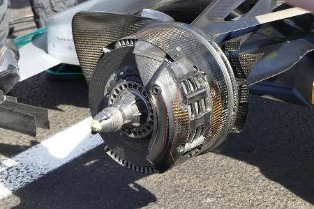 Mercedes - Reifendruck-Manipulation - Formel 1 - 2016