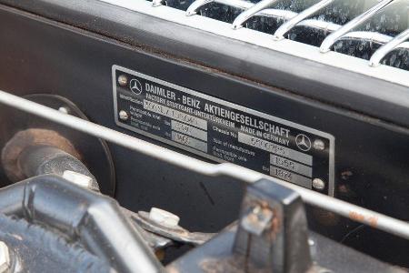 Mercedes 300 SL, Max Hoffman, Plakette