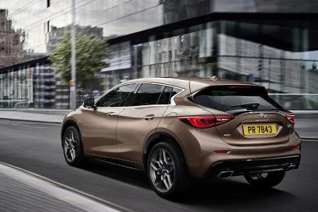Infiniti Q30