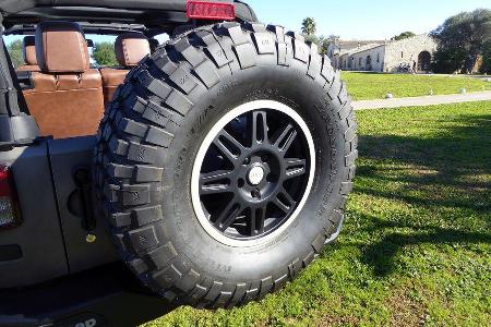 Jeep Wrangler Unlimited Rubicon Stealth Showcar