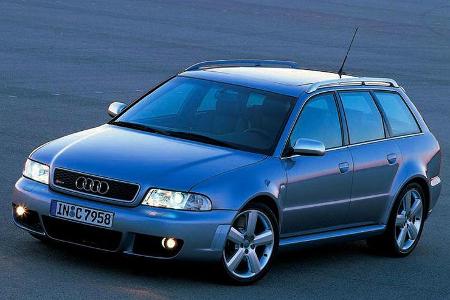 Ab 1999 produzierte die quattro GmbH als Audi-Tochterunternehmen den Audi RS4. Der Nachfolger des legendären RS2 erreicht na...