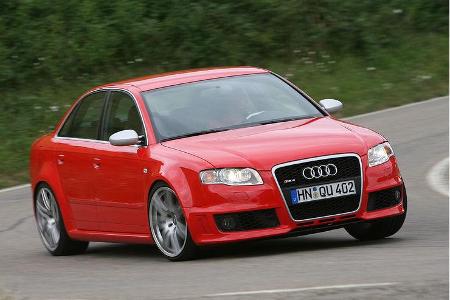 Der Audi RS4 der Baureihe B7 ging 2005 an den Start. Er wurde von einem 4,2-Liter-Hochdrehzahl-V8 befeuert.