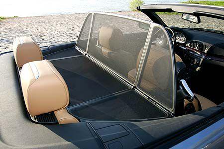 Gegen Zugluft hilft das aus feinem Strumpf bespannte Windschott.