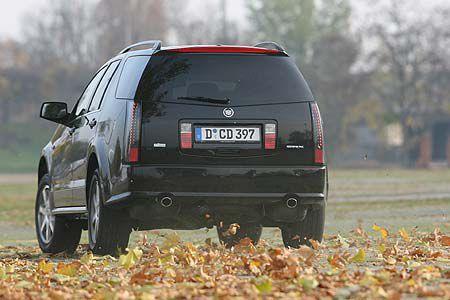 Sein Allradantrieb verzichtet auf ein Untersetzungsgetriebe Â er soll der Verbesserung der Fahreigenschaften dienen, nicht ...
