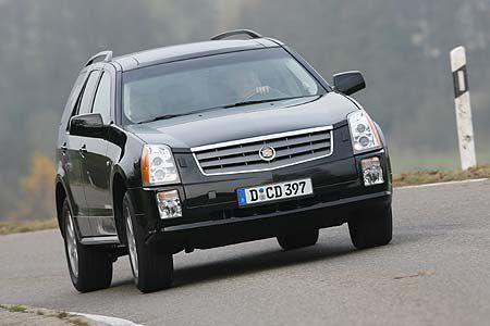 Der SRX hat nichts von der Schwerfälligkeit der großen US-SUV, er fährt sich wie ein Personenwagen.