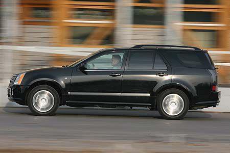 Vom klassischen US-Geländewagen übernimmt der Cadillac die stattliche Karosserie Â fast fünf Meter lang.