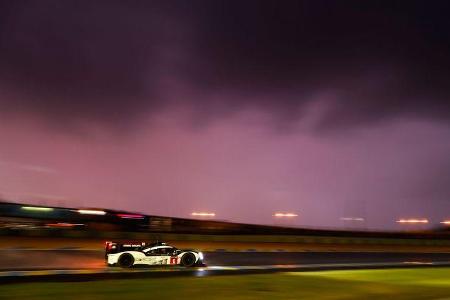 Porsche 919 Hybrid - Startnummer 1 - 24h-Rennen Le Mans 2016 - Donnerstag - 16.6.2016