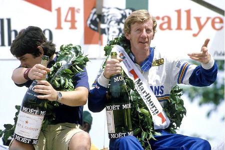 Gegen seinen Willen schickte ihn Opel an die Elfenbeinküste, um die WM-Chancen aufrecht zu halten. Tatsächlich gewinnt Röhrl...