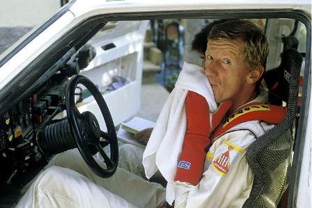 Der Bayer und der bayrische Hersteller haben nun lang genug gegeneinander gekämpft. 1984 wechselt Röhrl zu Audi.