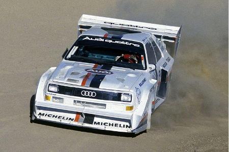 Röhrl schlägt Peugeot-Ass Ari Vatanen vernichtend und stellt einen neuen Strecken-Rekord auf.