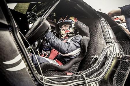 Peugeot 2008 DKR Dakar Rallye 2015