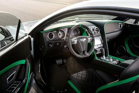 Bentley Continental GT3-R, Cockpit