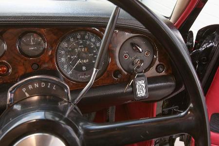 Jaguar XJ 12 und Rolls-Royce Silver Shadow