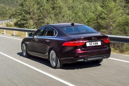 Jaguar XF, Heck