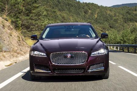 Jaguar XF, Front