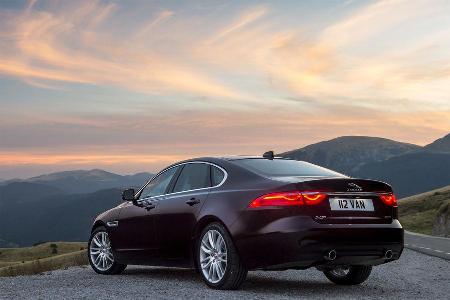 Jaguar XF, Heck