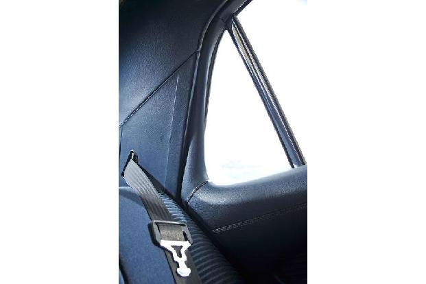 Mercedes 450 SEL 6.9, Gurt