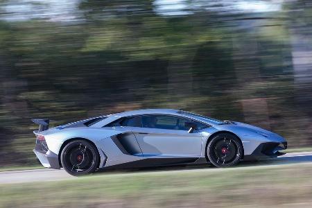 Lamborghini Aventador LP750 SV, Seitenansicht