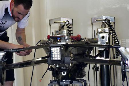 McLaren - Formel 1 - GP Aserbaidschan - Baku - 16. Juni 2016