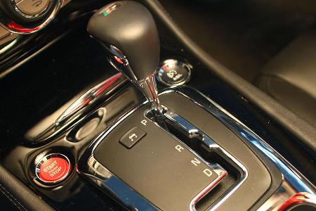 Stummer Diener: Die Sechsgangautomatik verrichtet ihren Dienst mit Gelassenheit.