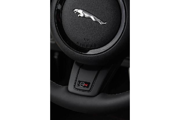 Jaguar F-Type SVR, Fahrbericht, 06/2016