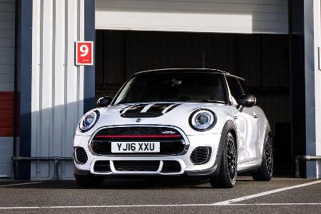 Mini John Cooper Works Challenge UK JCW