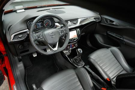 Opel Corsa OPC, Cockpit