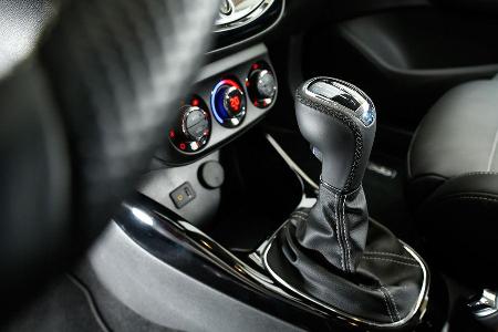 Opel Corsa OPC, Schalthebel