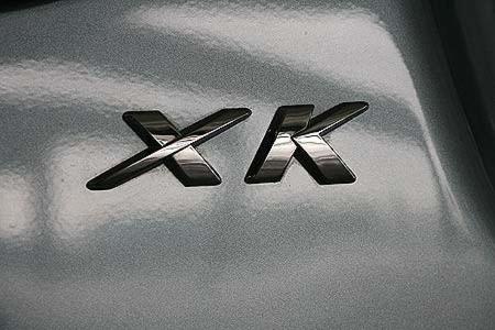 Neu am XK sind das Design und die Alu-Karosserie.