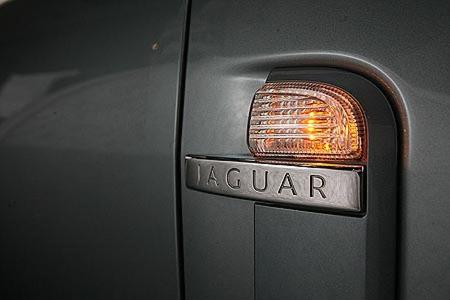 Pragmatiker erfreuen sich an der kompletten Ausstattung des XK.