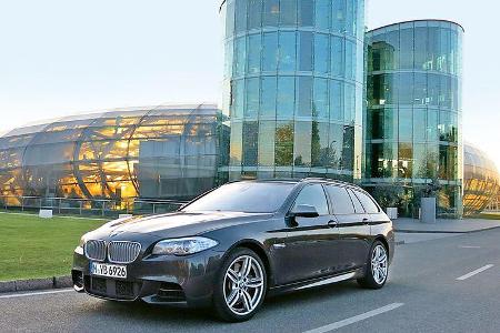 BMW M550d xDrive Touring, Seitenansicht