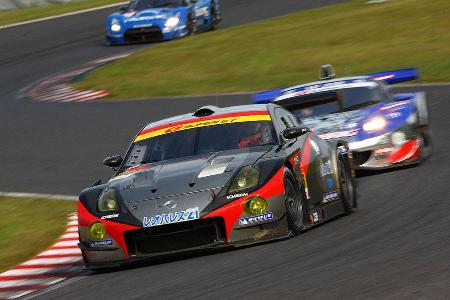 Dem Vorgänger 350Z war in Japan nicht der Erfolg beschwert, den der Skyline GT-R R34 die Jahre davor als Benchmark aufstellte.