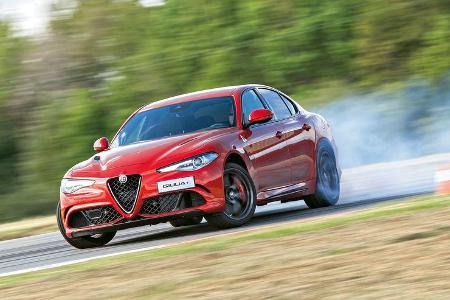 sport auto Award 2017 - E 045 - Alfa Romeo Giulia Quadrifoglio
