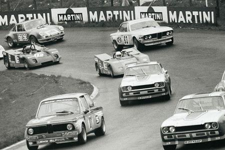 1972 · 1000 Km Rennen Nürburgring:Gemischtes Starterfeld aus Sport- und Tourenwagen mit BMW ALPINA 2002 (Ertl/Furtmayr) und ...