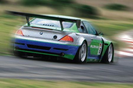 Bei Temperaturen um den Gefrierpunkt debütierte der Rennwagen und meisterte über 300 km bravourös.